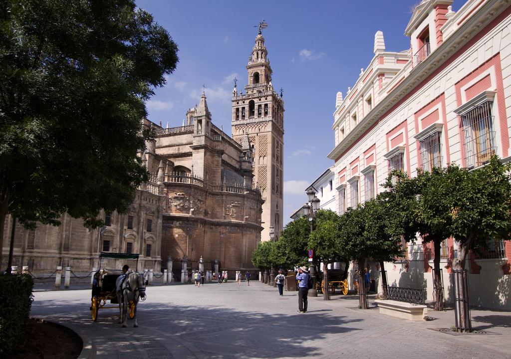 Apartamentos Alemanes Gradas Luxury Sevilla Exterior foto